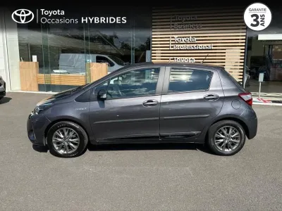 TOYOTA Yaris 100h Dynamic 5p RC19 occasion 2019 - Photo 3