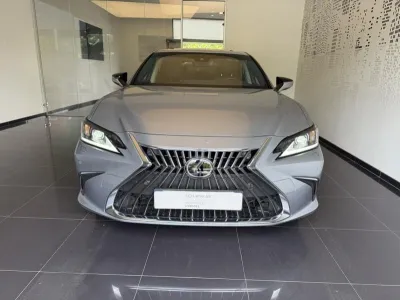 LEXUS ES 300h Business MY25 occasion 2024 - Photo 4
