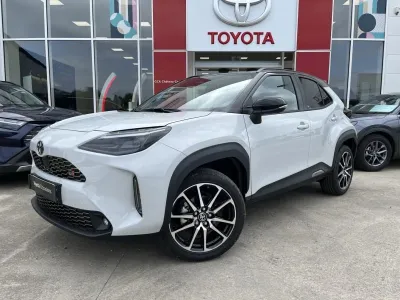 TOYOTA Yaris Cross 130h GR Sport MC24 occasion 2025 - Photo 1