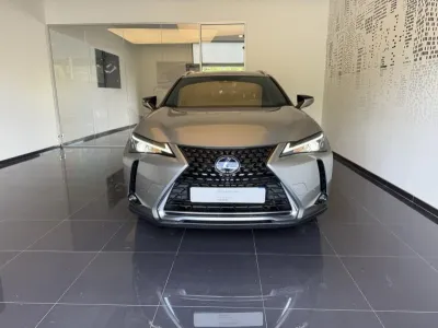 LEXUS UX 250h 2WD Premium Edition MY21 occasion 2021 - Photo 4