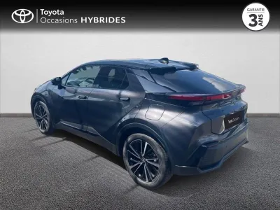 TOYOTA C-HR 1.8 140ch Collection Pack Techno & Toit Panoramique NG23 occasion 2025 - Photo 2