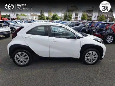 TOYOTA Aygo X 1.0 VVT-i 72ch Active Business occasion 2023 - Photo 4