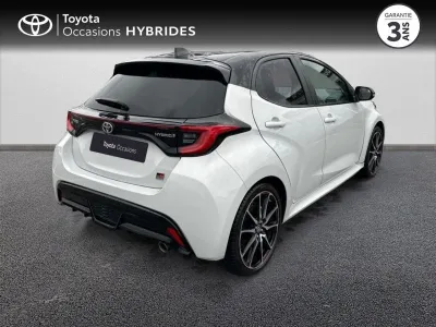 TOYOTA Yaris 116h GR Sport 5p MY22 occasion 2022 - Photo 2