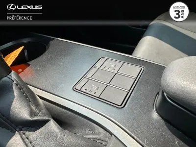 LEXUS UX 250h F SPORT Design 2WD occasion 2023 - Photo 4