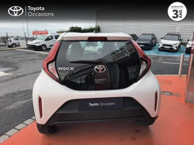 TOYOTA Aygo X 1.0 VVT-i 72ch Dynamic occasion 2022 - Photo 4