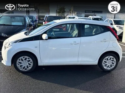 TOYOTA Aygo 1.0 VVT-i 72ch x-play 5P MY19 occasion 2021 - Photo 3