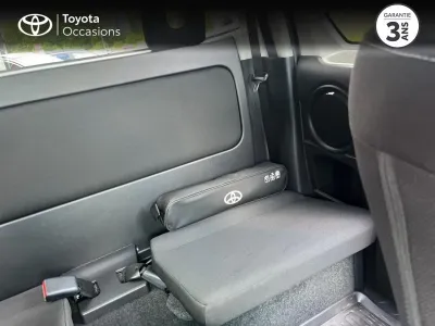 TOYOTA Hilux 2.8 D-4D X-Tra Cabine Légende 4WD BVA MY24 occasion 2025 - Photo 4