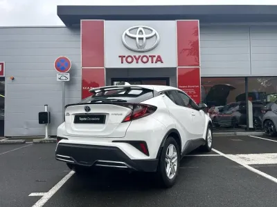 TOYOTA C-HR 122h Dynamic Business 2WD E-CVT MC19 occasion 2021 - Photo 4