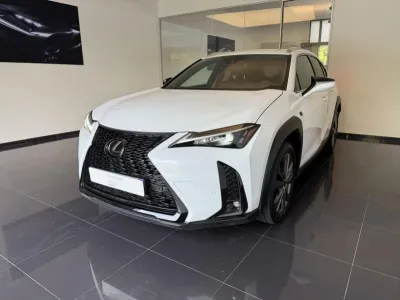LEXUS UX 250h F SPORT Design 2WD occasion 2023 - Photo 1