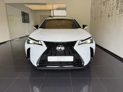 LEXUS UX 250h F SPORT Design 2WD occasion 2023 - Photo 4