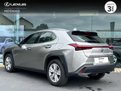 LEXUS UX 250h Pack Business 2WD occasion 2023 - Photo 2