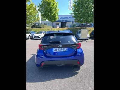 TOYOTA Yaris 116h Design 5p MY22 occasion 2022 - Photo 4
