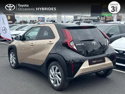 TOYOTA Aygo X 1.0 VVT-i 72ch Design occasion 2022 - Photo 2