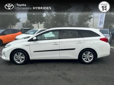 TOYOTA Auris Touring Sports HSD 136h Dynamic occasion 2013 - Photo 3