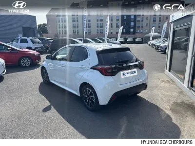 TOYOTA Yaris 116h Design 5p MY22 occasion 2022 - Photo 2