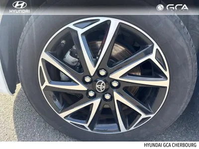 TOYOTA Yaris 116h Design 5p MY22 occasion 2022 - Photo 4