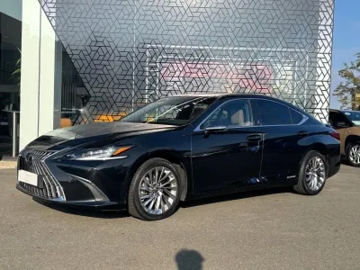 LEXUS ES 300h Executive occasion 2022 - Photo 1
