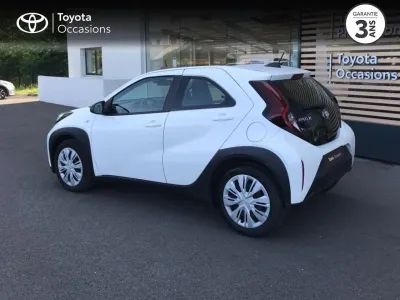 TOYOTA Aygo X 1.0 VVT-i 72ch Dynamic occasion 2024 - Photo 2