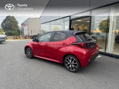 TOYOTA Yaris 116h Collection 5p MY22 occasion 2022 - Photo 2