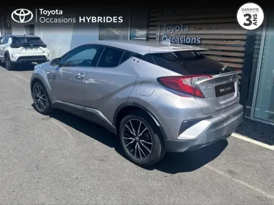 TOYOTA C-HR 122h Distinctive 2WD E-CVT RC18 occasion 2018 - Photo 2
