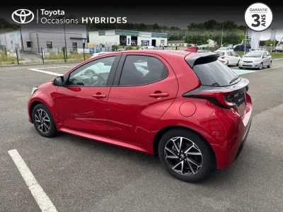 TOYOTA Yaris 116h Design 5p MY22 occasion 2022 - Photo 2