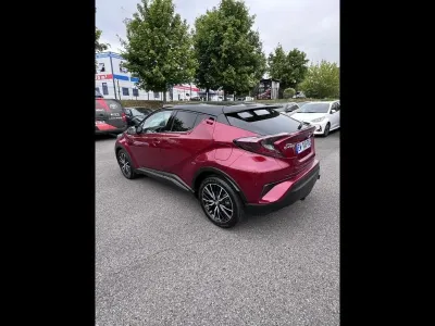 TOYOTA C-HR 122h Collection 2WD E-CVT RC18 occasion 2018 - Photo 2