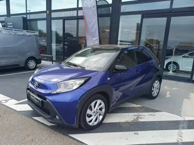 TOYOTA Aygo X 1.0 VVT-i 72ch Design occasion 2022 - Photo 2