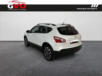 NISSAN Qashqai 1.5 dCi 110ch FAP Connect Edition occasion 2014 - Photo 2