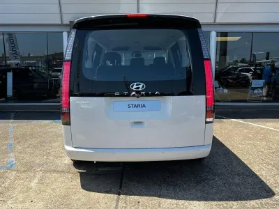 HYUNDAI Staria 1.6 T-GDI 225ch Hybrid Executive occasion 2025 - Photo 4