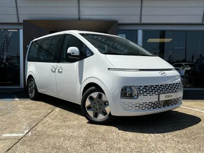 HYUNDAI Staria 1.6 T-GDI 225ch Hybrid Executive occasion 2025 - Photo 1