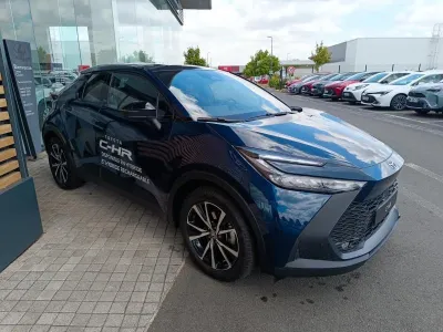 TOYOTA C-HR 1.8 140ch Design MY25 occasion 2025 - Photo 3