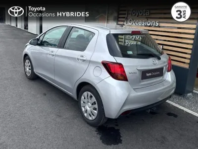 TOYOTA Yaris 69 VVT-i France 5p occasion 2015 - Photo 2