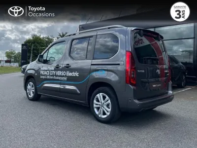TOYOTA PROACE CITY Verso Medium Electric 50kWh Executive occasion 2022 - Photo 2