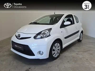 TOYOTA Aygo 1.0 VVT-i 68ch Dynamic MMT 3p occasion 2014 - Photo 1