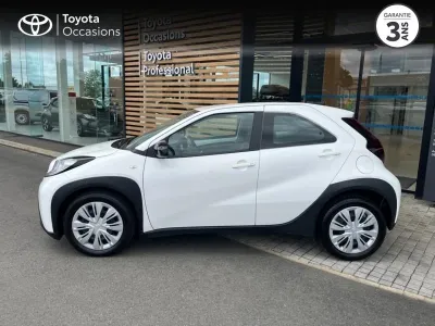 TOYOTA Aygo X 1.0 VVT-i 72ch Dynamic occasion 2022 - Photo 3