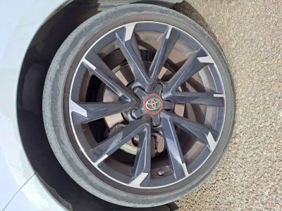 TOYOTA Corolla 184h GR Sport MY22 occasion 2022 - Photo 3