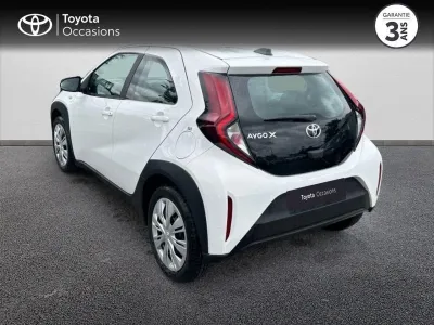 TOYOTA Aygo X 1.0 VVT-i 72ch Dynamic MY23 occasion 2024 - Photo 2