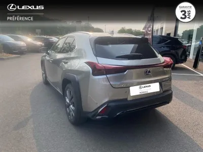 LEXUS UX 250h F SPORT Design 2WD occasion 2023 - Photo 2