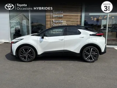 TOYOTA C-HR 1.8 140ch Collection NG23 occasion 2024 - Photo 3
