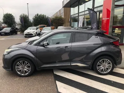 TOYOTA C-HR 122h Distinctive 2WD E-CVT MY22 occasion 2022 - Photo 3