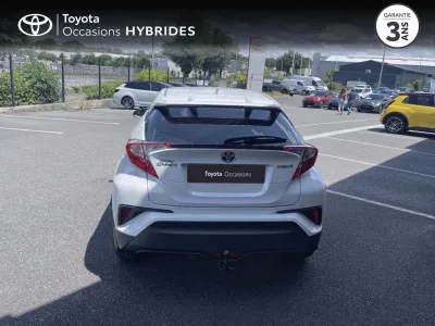 TOYOTA C-HR 122h Dynamic 2WD E-CVT occasion 2017 - Photo 4
