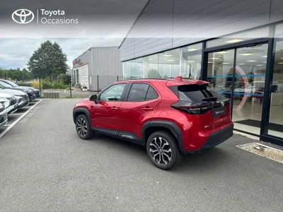 TOYOTA Yaris Cross 116h Design Cargo MY22 occasion 2022 - Photo 2
