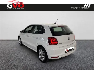 VOLKSWAGEN Polo 1.2 TSI 90ch BlueMotion Technology Lounge DSG7 5p occasion 2015 - Photo 2