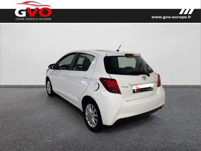 TOYOTA Yaris 100 VVT-i Dynamic 5p occasion 2015 - Photo 2