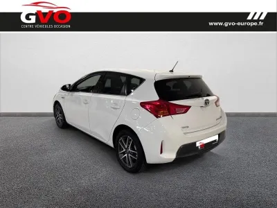 TOYOTA Auris HSD 136h Dynamic occasion 2015 - Photo 2