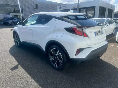 TOYOTA C-HR 122h Edition 2WD E-CVT MY22 occasion 2022 - Photo 4