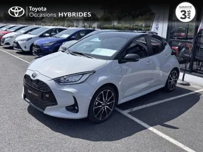 TOYOTA Yaris 116h GR Sport 5p MY22 occasion 2023 - Photo 1