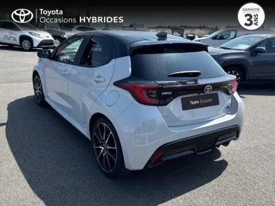 TOYOTA Yaris 116h GR Sport 5p MY22 occasion 2023 - Photo 2
