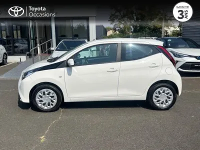 TOYOTA Aygo 1.0 VVT-i 72ch x-play 5p occasion 2018 - Photo 3