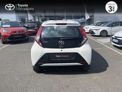 TOYOTA Aygo 1.0 VVT-i 72ch x-play 5p occasion 2018 - Photo 4